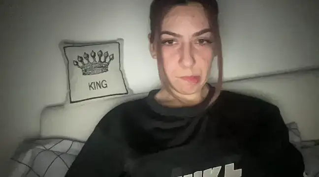 sarrah rossy online show from March 14, 9:00 pm