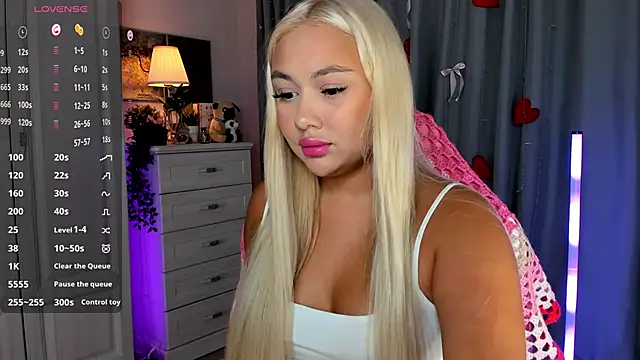  Loneve   online show from April 4, 3:42 pm