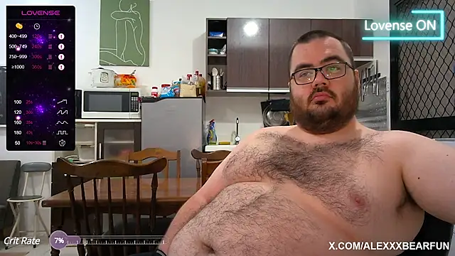 Snapshot of alexxxbear chatting on March 15, 9:49 pm alexxxbear online show from March 15, 9:49 pm