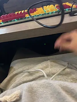 0W00GIGi online show from March 13, 7:42 am