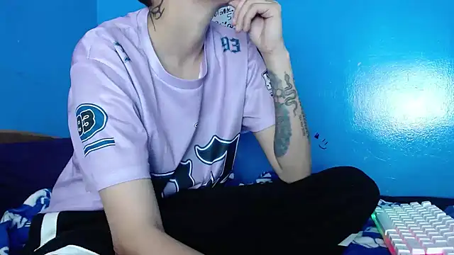 Snapshot of duo_peludoo chatting on July 19, 3:43 am duo peludoo online show from July 19, 3:43 am