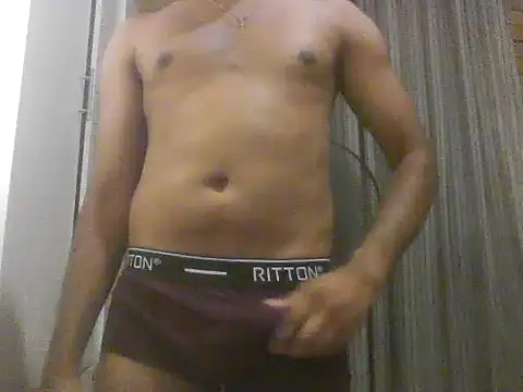 Snapshot of Danush90 chatting on September 12, 12:22 am Danush90 online show from September 12, 12:22 am