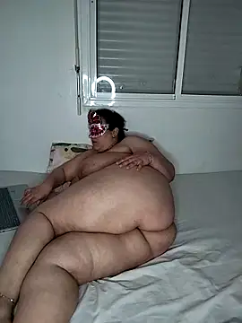 salma11125 online show from March 10, 1:56 am