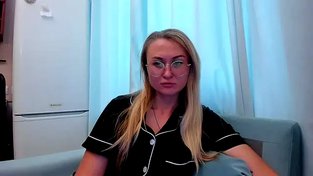 your Goddess Eva online show from September 20, 12:17 pm