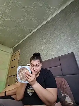 Greta Tamar online show from April 15, 7:26 am