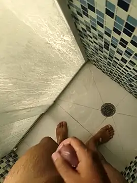 henri69 online show from February 9, 11:31 pm