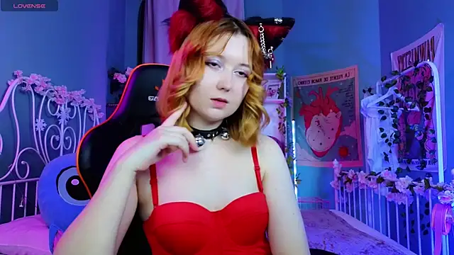 MizukiNoYoru online show from February 25, 9:02 pm