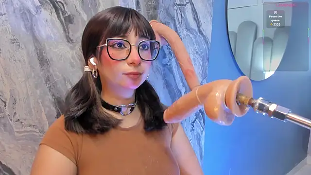 Snapshot of linda_sofi__ chatting on May 22, 9:20 pm linda sofi online show from May 22, 9:20 pm