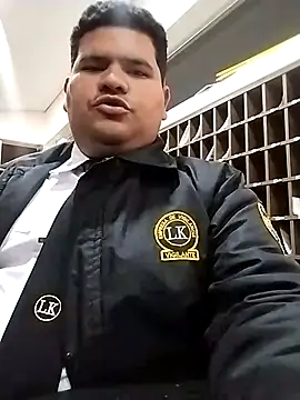 Snapshot of oscarshow24 chatting on March 10, 5:00 am oscarshow24 online show from March 10, 5:00 am