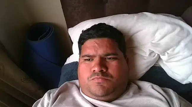 Snapshot of oscarshow24 chatting on March 11, 8:09 pm oscarshow24 online show from March 11, 8:09 pm