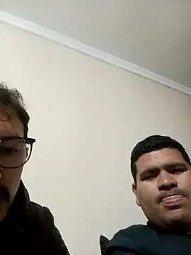 Snapshot of oscarshow24 chatting on December 14, 2:28 am oscarshow24 online show from December 14, 2:28 am