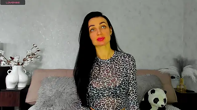 Tina Mart online show from January 9, 11:35 am