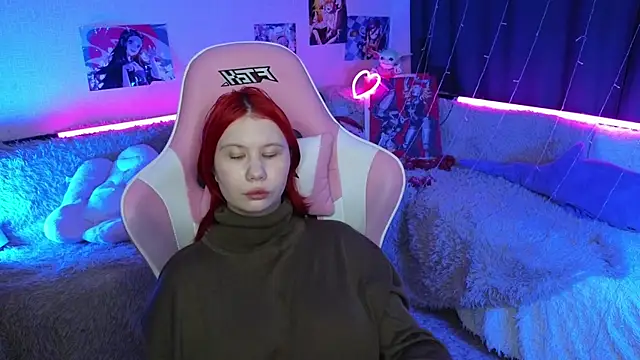 Snapshot of Little_kitsune1707 chatting on March 11, 2:32 am Little kitsune1707 online show from March 11, 2:32 am