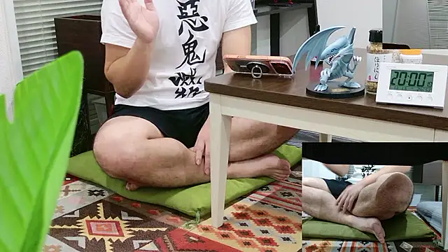 YARASERO-kun online show from November 1, 11:01 am