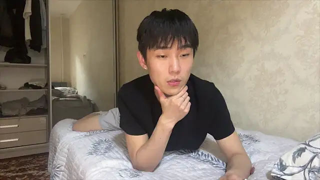 Brian Stars online show from April 11, 7:51 pm