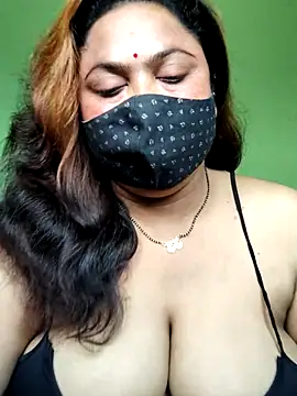 rani130 online show from March 1, 1:40 am