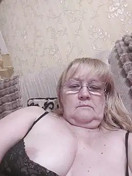 Violet5364 online show from June 26, 8:24 pm