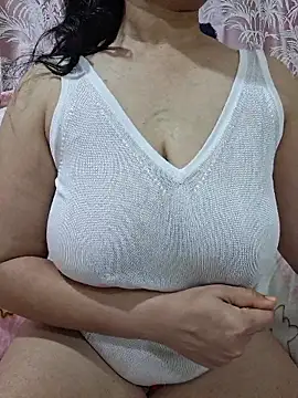 Jassi Does online show from January 14, 11:20 pm