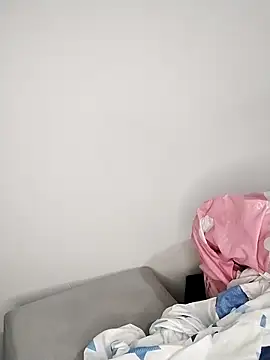 Snapshot of emma_purple_ chatting on December 5, 2:42 am emma purple online show from December 5, 2:42 am