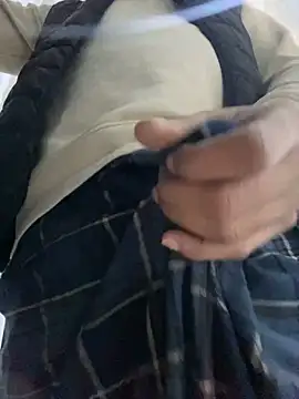 Fuckboy2535 online show from March 1, 11:37 pm