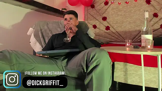 DickGriffith  online show from February 15, 8:22 am