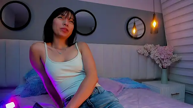 Snapshot of alice_lodge chatting on October 25, 3:25 am alice lodge online show from October 25, 3:25 am