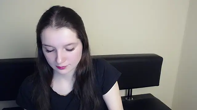  AnissaQuinn  online show from February 11, 10:04 am