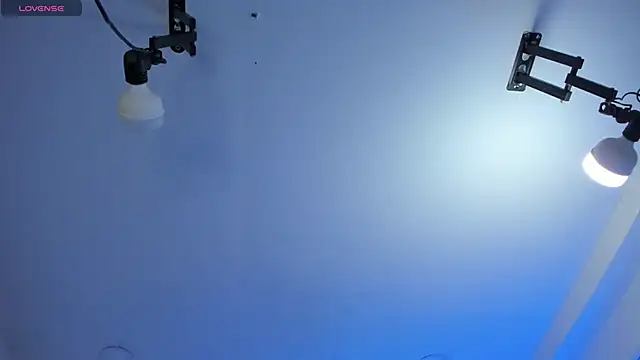 EmiliaRose  online show from December 18, 8:59 pm