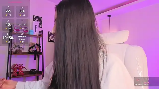 Miller Vanessa  online show from April 17, 8:56 pm