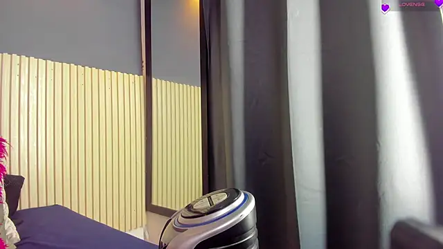 Snapshot of Aida-nicolle chatting on November 30, 11:36 am Aida-nicolle online show from November 30, 11:36 am