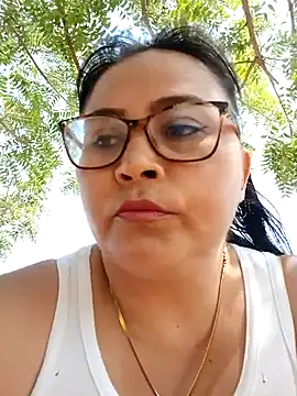 promiscuous-indecent-momm online show from March 10, 7:07 pm