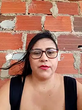 promiscuous-indecent-momm online show from November 10, 4:17 pm