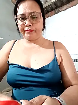 promiscuous-indecent-momm online show from February 3, 2:33 pm