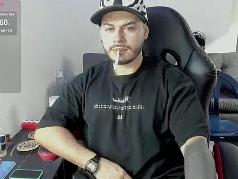 ragnar lothbrok777 online show from February 5, 9:41 pm