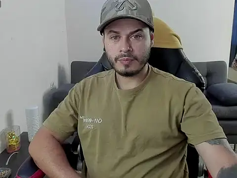 ragnar lothbrok777 online show from March 29, 5:35 pm