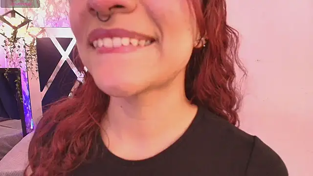 Snapshot of charlotte_bluee chatting on September 17, 6:53 pm charlotte bluee online show from September 17, 6:53 pm