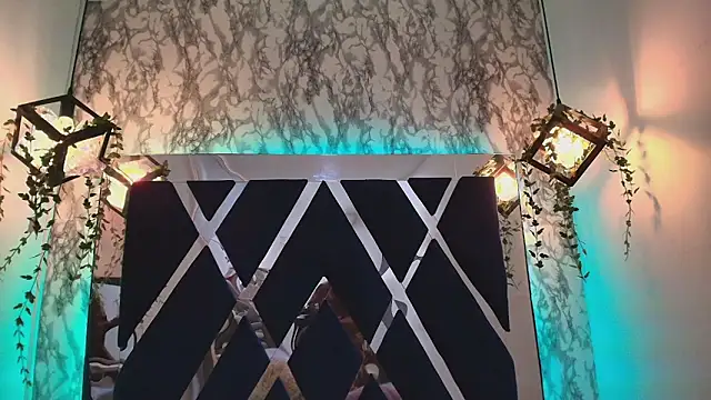 Snapshot of charlotte_bluee chatting on October 17, 7:16 pm charlotte bluee online show from October 17, 7:16 pm