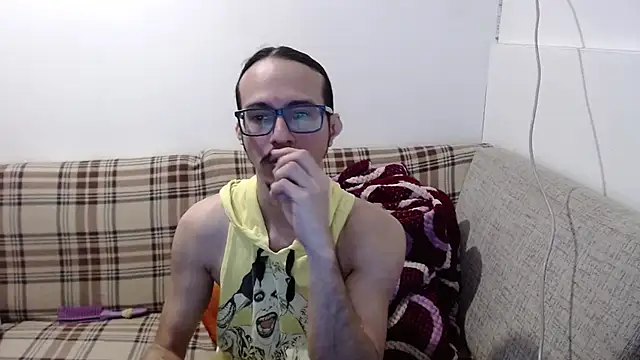 Snapshot of cholitohermoso chatting on June 21, 5:26 pm cholitohermoso online show from June 21, 5:26 pm