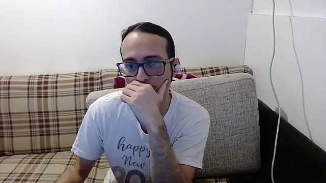 Snapshot of cholitohermoso chatting on July 6, 3:03 pm cholitohermoso online show from July 6, 3:03 pm