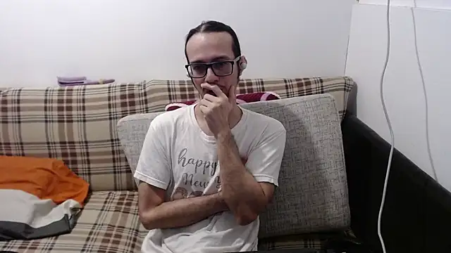 Snapshot of cholitohermoso chatting on July 14, 2:23 pm cholitohermoso online show from July 14, 2:23 pm