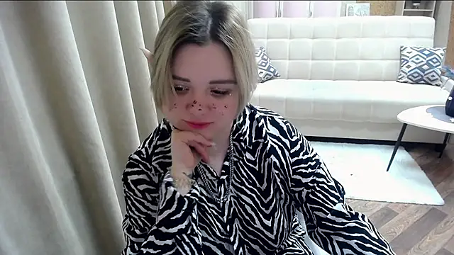 Snapshot of Finna_39 chatting on February 21, 2:39 am Finna 39 online show from February 21, 2:39 am