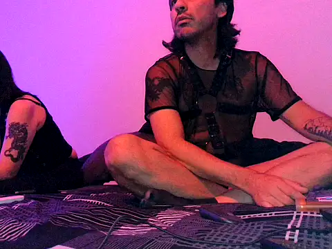 Iscariot19 online show from October 31, 7:09 am