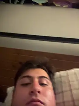 Snapshot of danyh2023 chatting on February 12, 9:22 pm danyh2023 online show from February 12, 9:22 pm