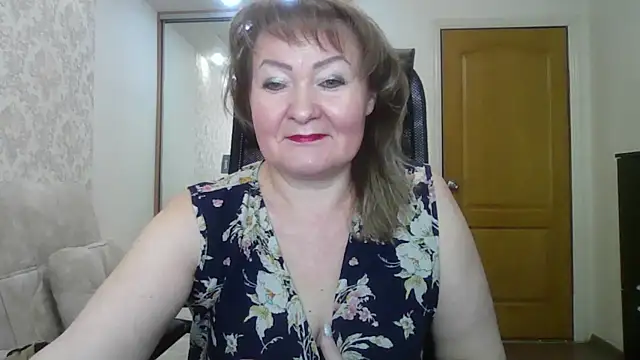 Snapshot of Victoria_secrets_ chatting on February 12, 8:49 am Victoria secrets online show from February 12, 8:49 am
