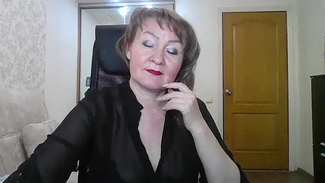 Snapshot of Victoria_secrets_ chatting on February 12, 2:54 pm Victoria secrets online show from February 12, 2:54 pm