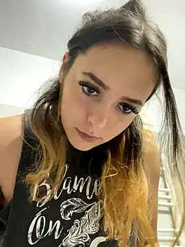 Pussy4564N online show from September 29, 12:43 pm