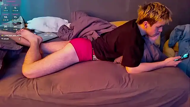 Snapshot of EdwinBlaze chatting on February 15, 9:05 am EdwinBlaze online show from February 15, 9:05 am