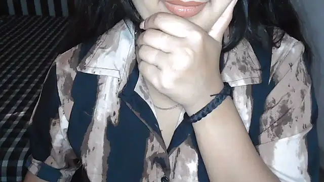 megancatluna online show from June 12, 11:09 am