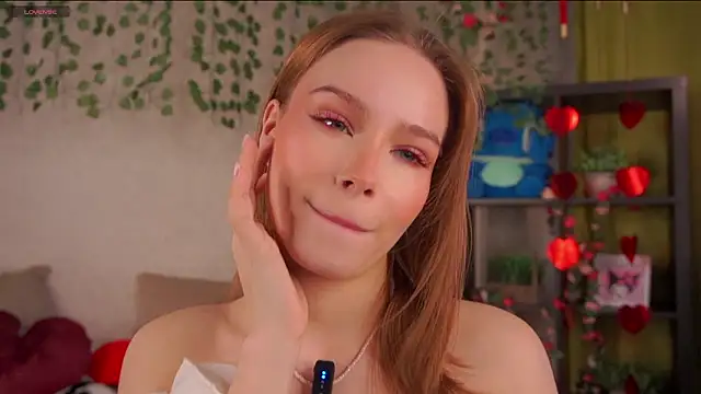 TaiteBayles online show from February 23, 1:47 am