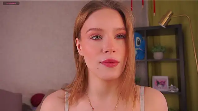 TaiteBayles online show from March 31, 2:02 am